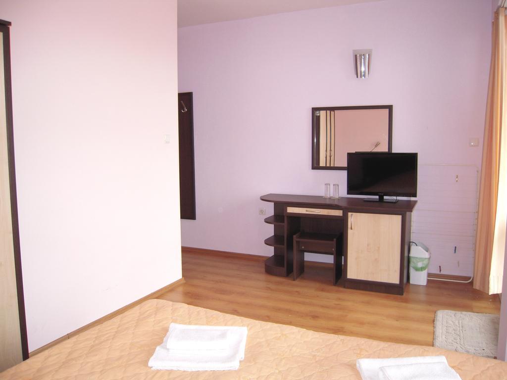Bona Dea Club Hotel Sveti Vlas Room photo