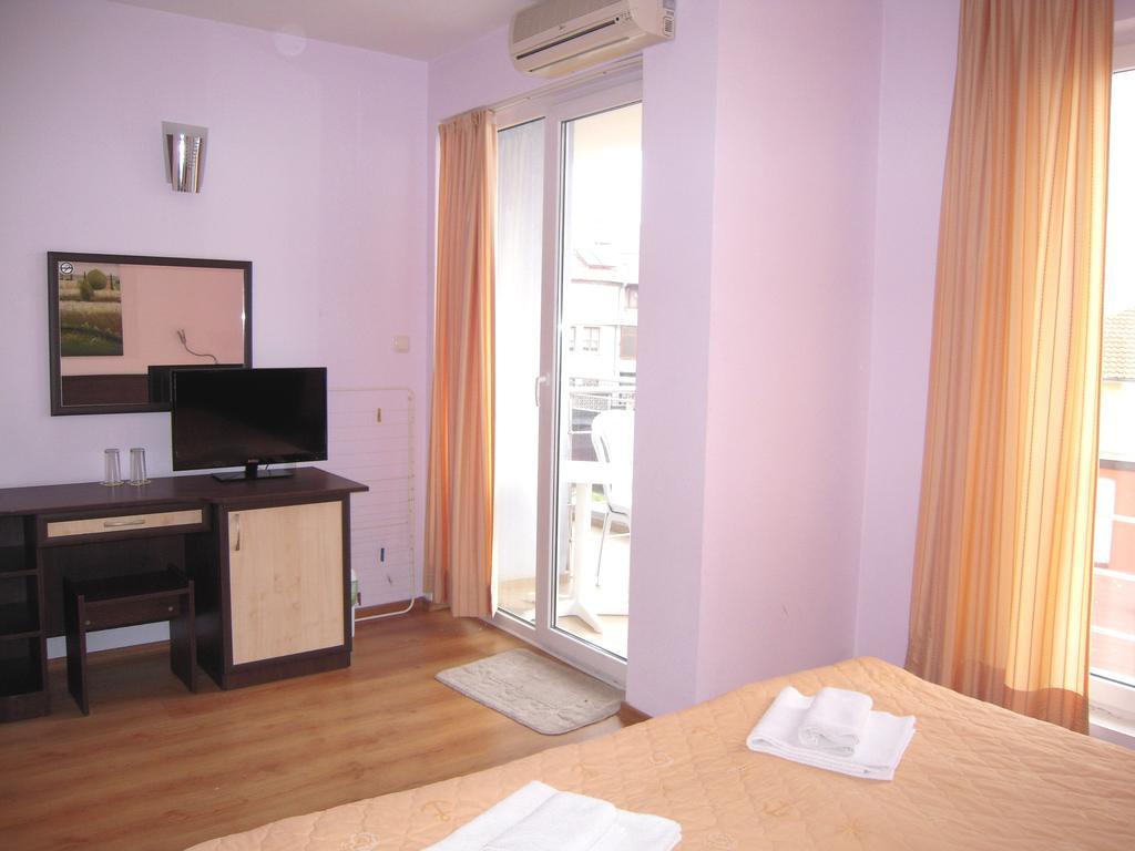 Bona Dea Club Hotel Sveti Vlas Room photo