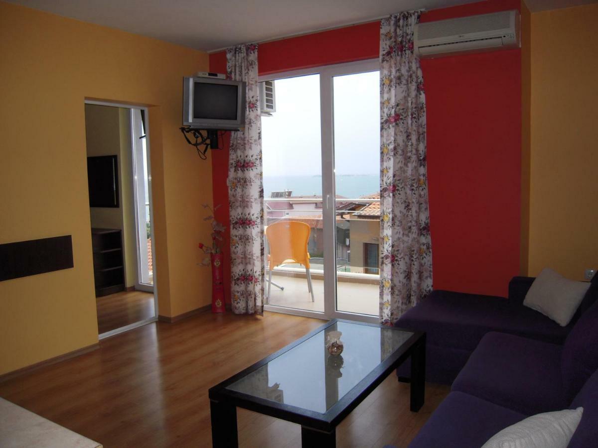 Bona Dea Club Hotel Sveti Vlas Exterior photo
