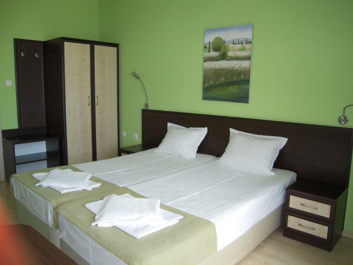 Bona Dea Club Hotel Sveti Vlas Exterior photo