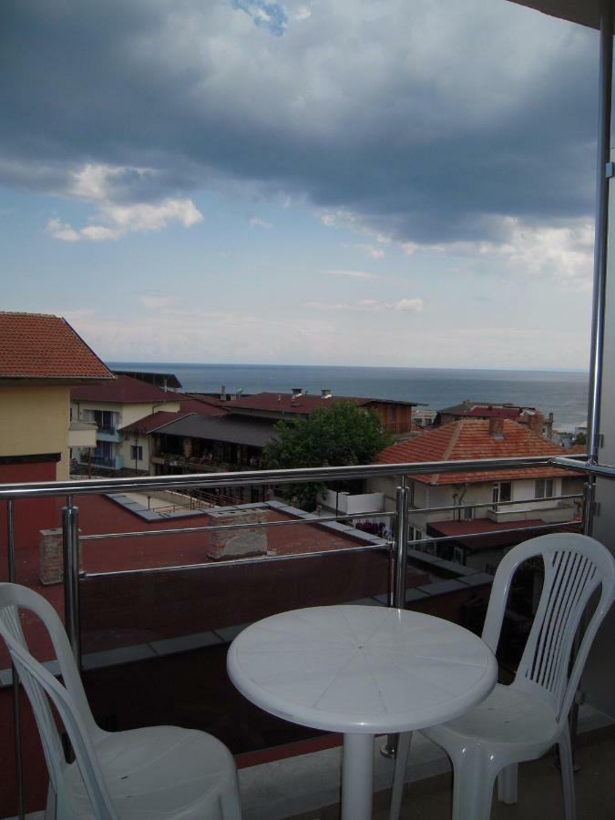 Bona Dea Club Hotel Sveti Vlas Exterior photo