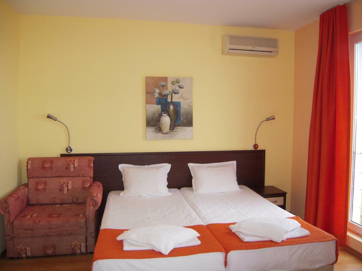 Bona Dea Club Hotel Sveti Vlas Exterior photo