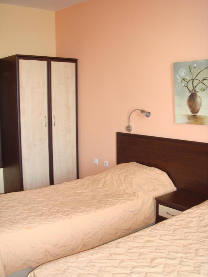 Bona Dea Club Hotel Sveti Vlas Room photo